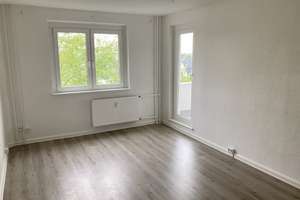 SO VIEL PLATZ... 6 Zimmer in Neu-Olvenstedt – Rennebogen 35, 39130 Neu Olvenstedt, Magdeburg – Vorschaubild 2