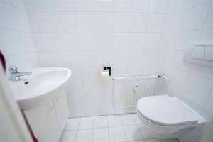 Penthouse mit großer Dachterrasse & Traumblick über Augsburg-Kriegshaber – Die vollständige Adresse der Immobilie erhältst du vom Anbieter., 86156 Kriegshaber, Augsburg – Vorschaubild 32
