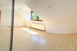 Helle 3-Zi.-Wohnung + West-Balkon & TG-Stellplatz – Am Bähnle 2, 74177 Bad Friedrichshall – Vorschaubild 3