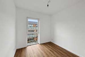 Viel Privatsphäre durch Ecklage: Reihenendhaus mit großem Garten und Dachterrasse in Quickborn – Die vollständige Adresse der Immobilie erhältst du vom Anbieter., 25451 Quickborn – Vorschaubild 11