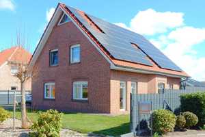 Zukunftsweisendes EFH für die Familie mit Garten...  (mit PV- Anlage, Speicher u. Wallbox) – Leer (Kreis) – Vorschaubild 1