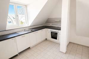 2-Zimmer-DG-Wohnung mit Küche und Loggia in Schwabing – Reventlowstr. 3, 80805 Münchner Freiheit, München – Vorschaubild 6