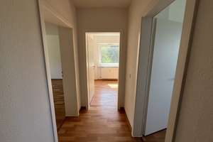 Attraktive 3-Zimmer-Wohnung mit guter Raumaufteilung – Dowidat Siedlung 13, 42899 Stursberg, Remscheid – Vorschaubild 4