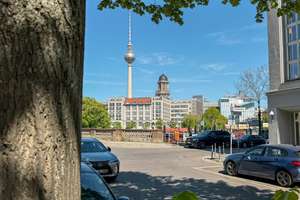 Sofort bezugsfrei: Neubauwohnung mit ca. 124 m², zwei Terrassen und hochwertiger Ausstattung – Die vollständige Adresse der Immobilie erhältst du vom Anbieter., 10179 Mitte (Ortsteil), Berlin – Vorschaubild 1