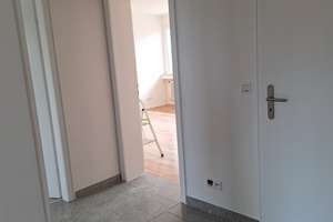 Wohnen mit Charakter: Modernisierte 3-Zimmer-Wohnung in Essen – Sursstraße 12, 45143 Altendorf, Essen – Vorschaubild 2