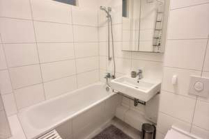 Bezugsfreies und möbliertes 1 Zimmer Apartment mit Balkon in Berlin-Kreuzberg - Provisionsfrei – Johanniterstr. 30, 10961 Kreuzberg, Berlin – Vorschaubild 28