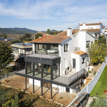 Exklusives Einfamilienhaus in Banyoles