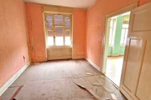 Potenzialträchtiges Dreifamilienhaus mit hohen Decken und Altbaucharme sucht Handwerker – Frankfurter Straße 205, 61118 Wetteraukreis – Vorschaubild 7