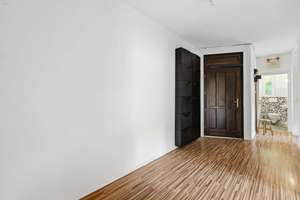 Charmante 3-Zimmer-Altbauwohnung mit Balkon im begehrten Stuttgart-West – Die vollständige Adresse der Immobilie erhältst du vom Anbieter., 70197 Rotebühl, Stuttgart – Vorschaubild 3