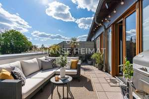 Penthouse-Feeling: Endetage mit großer Dachterrasse
