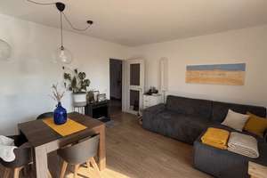 Sonnige Dachgeschosswohnung mit großzügiger Terrasse und hochwertiger Ausstattung – Die vollständige Adresse der Immobilie erhältst du vom Anbieter., 13127 Niederschönhausen, Berlin – Vorschaubild 2