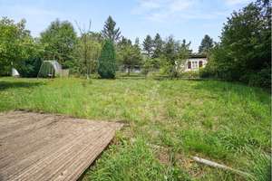 Sonnenberg: Sanierungsbedürftige Doppelhaushälfte mit großem Garten und 2 Garagen – Hirtenstraße 35, 65193 Sonnenberg, Wiesbaden – Vorschaubild 2
