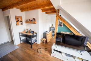 -Über den Dächern von Düsseldorf- Traumhafte Altbauwohnung zzgl. 28 m² Spitzboden – Die vollständige Adresse der Immobilie erhältst du vom Anbieter., 40215 Friedrichstadt, Düsseldorf – Vorschaubild 12