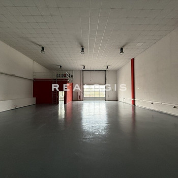 Top gepflegte Lagerhalle mit Büro zu vermieten