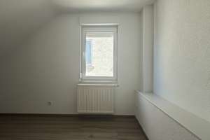 Stilvoll modernisiertes Mehrfamilienhaus mit Top-Rendite und Ausbauoption in zentraler Lage – Die vollständige Adresse der Immobilie erhältst du vom Anbieter., 70372 Kurpark, Stuttgart – Vorschaubild 11