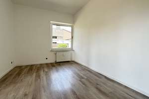 Große 4-Zimmer-Wohnung mit eigenem Eingang, Balkon, überdachter Terrasse, Grillplatz & Garage – Die vollständige Adresse der Immobilie erhältst du vom Anbieter., 85080 Gaimersheim – Vorschaubild 11