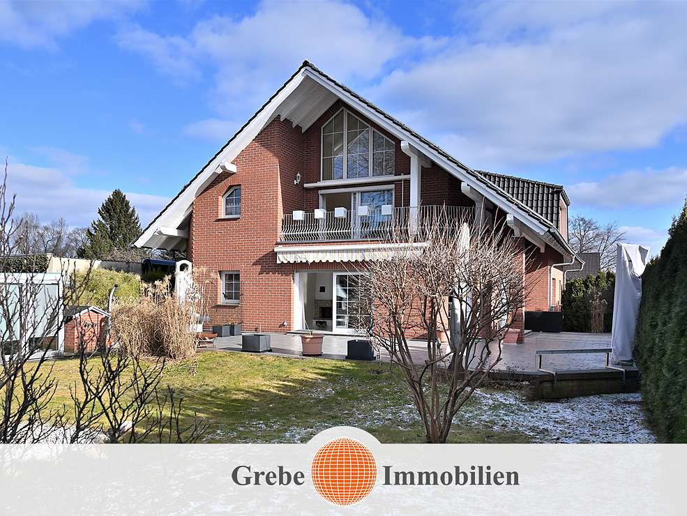 Immobilie in Fürstenwalde/Spree - Absolut hochwertiges Zweifamilienhaus mit 3 Bädern und Vollkeller! - Bild 6
