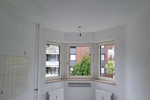3 Räume für eine kleine Familie mit Kind - Wohnberechtigungsschein zwingend erforderlich! – Johannes-Hesse-Str. 4, 40597 Benrath, Düsseldorf – Vorschaubild 6