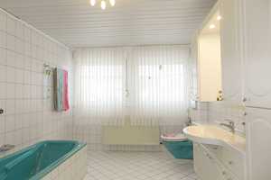 Hochwertige Landhaus-Villa mit Pool und Koi-Teich in sonniger, ruhiger Lage! – Birkenfeld (Kreis) – Vorschaubild 40