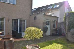 Familienhaus mit 160 m², PV-Anlage, Solar & Homeoffice – ruhige Spielstraße in Kerpen-Sindorf – Die vollständige Adresse der Immobilie erhältst du vom Anbieter., 50170 Kerpen – Vorschaubild 3