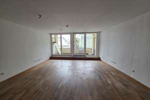 Attraktive 2-Zimmer Wohnung im 2. OG mit Balkon in Regensburg-Innenstadt – Die vollständige Adresse der Immobilie erhältst du vom Anbieter., 93047 Innenstadt, Regensburg – Vorschaubild 3