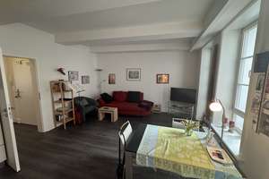 Zentral wohnen: Möblierte 2-Zimmer-Wohnung mit Balkon und offener Küche – Die vollständige Adresse der Immobilie erhältst du vom Anbieter., 23552 Innenstadt, Lübeck – Vorschaubild 2
