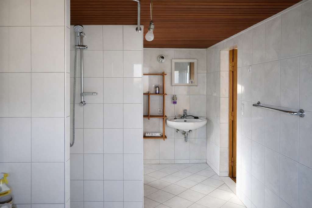 Immobilie in Neuenkirchen - Ein Zuhause in idyllischer Lage mit direktem Medemzugang und viel Potential - Bild 4