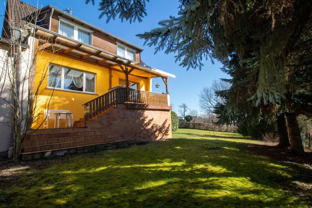 Immobilie in Mendig - Ihr neues Zuhause: Charmantes Einfamilienhaus mit grüner Oase! - Bild 0