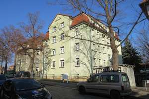 Helle 2-Zimmer Dachgeschosswohnung in Dresden Cotta