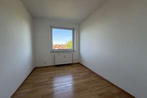 Licht, Lage, Balkon – charmante 3-Zimmer-Wohnung – Die vollständige Adresse der Immobilie erhältst du vom Anbieter., 21365 Adendorf – Vorschaubild 9