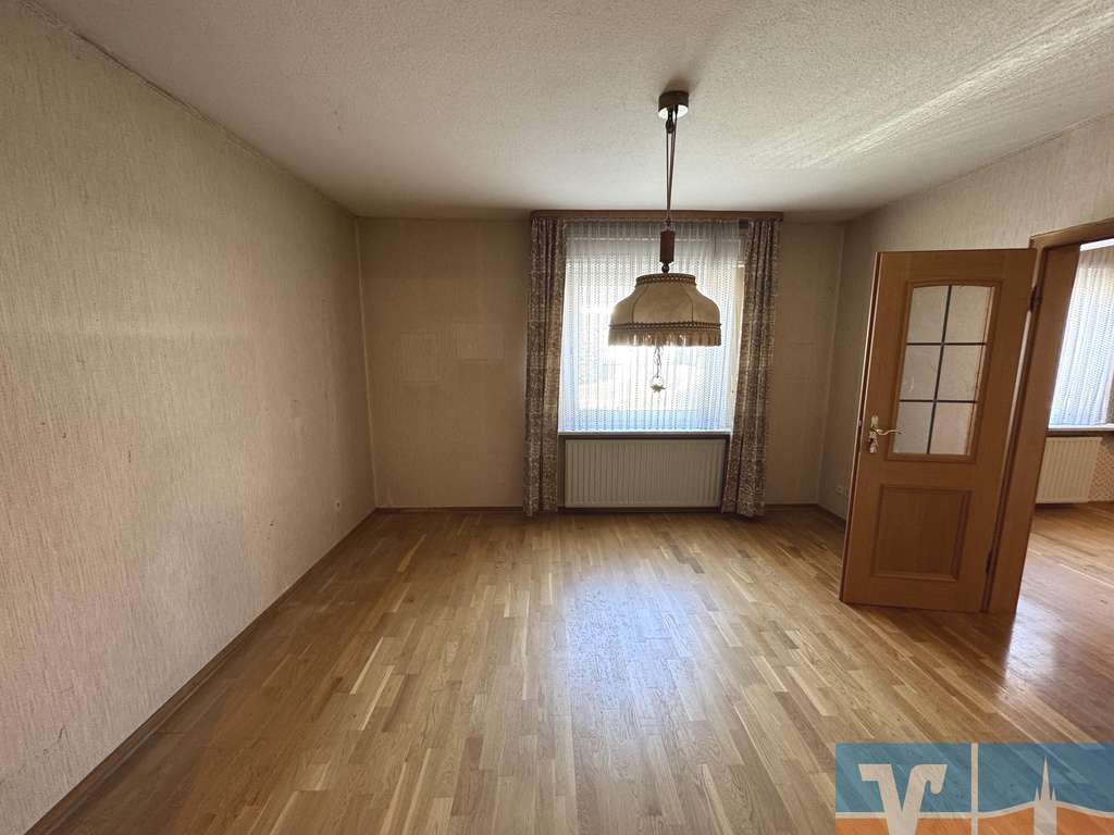 Immobilie in Menden - Menden-Mitte: Altbau-Stadtvilla mit großem Potenzial in gefragter Lage! - Bild 2