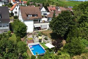 PANORAMABLICK – Stilvolles Haus mit Pool, Garten, Garage und Ausblick in Remshalden – Die vollständige Adresse der Immobilie erhältst du vom Anbieter., 73630 Remshalden – Vorschaubild 21