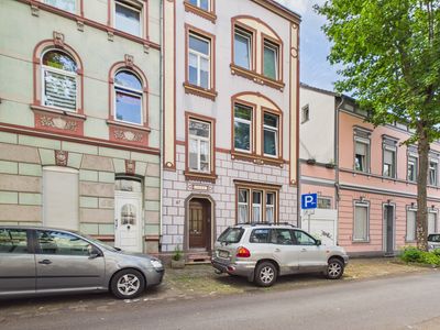 Sanierungsobjekt mit Entwicklungspotenzial – Jugendstil-Mehrfamilienhaus in der Josefstraße