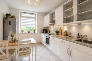 *SONNIGE 4 ZI WOHNUNG MIT TERRASSE & TG* - IN NIEDERKASSEL – Peter-Roos-Str. 10, 40547 Niederkassel, Düsseldorf – Vorschaubild 8