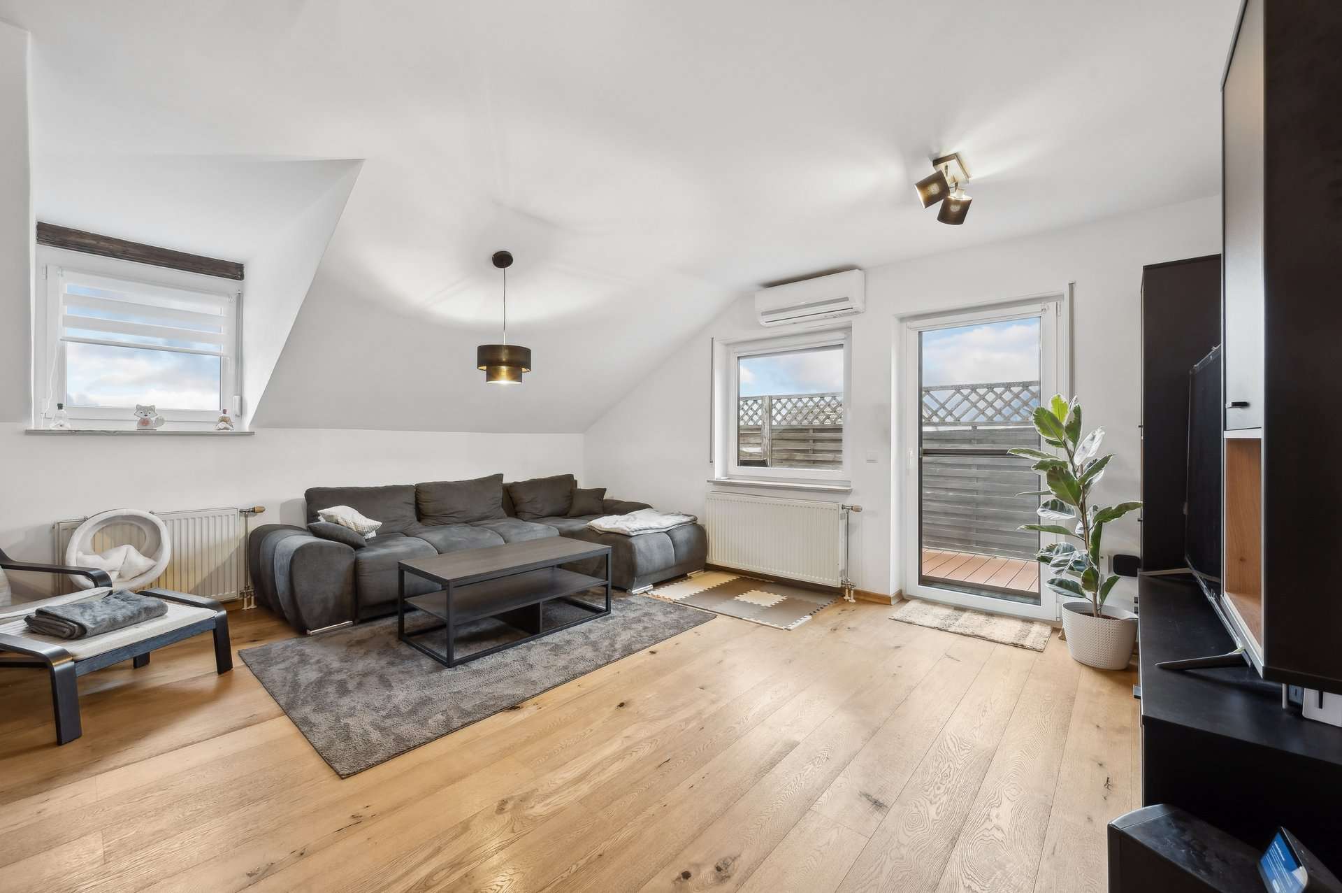 Immobilie in Cleebronn - Moderne 4,5 Zi-Wohnung mit Panoramablick - Bild 3