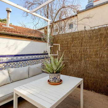 Haus in ausgezeichnetem Zustand mit 5 Schlafzimmern zum Verkauf in Fuente del Berro, Madrid
