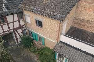 Historische Hofreite  sucht Liebhaber mit Vision | 2 Häuser | Hof | Scheune – Die vollständige Adresse der Immobilie erhältst du vom Anbieter., 65207 Naurod, Wiesbaden – Vorschaubild 2
