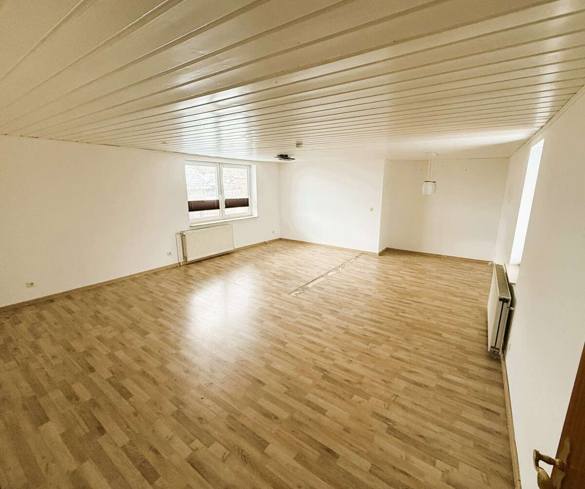 Immobilie in Springe - Resthof mit Geschichte – außergewöhnliches Raumangebot für Mehrgenerationenwohnen und individuelle L - Bild 0