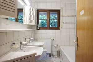 Von Privat: Besondere  4,5 Zimmer Wohnung in Stuttgart Ost – Die vollständige Adresse der Immobilie erhältst du vom Anbieter., 70186 Gablenberg, Stuttgart – Vorschaubild 3