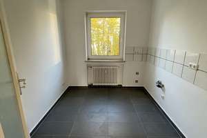 4-Zimmer-Wohnung mit Süd-Balkon – Die vollständige Adresse der Immobilie erhältst du vom Anbieter., 82256 Fürstenfeldbruck – Vorschaubild 9