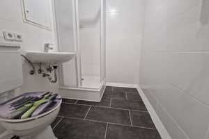 Platzprobleme? Nicht mit uns – 5 Zimmer, Hochparterre, fertig! – Ringstraße 189, 4209 Leipzig – Vorschaubild 12
