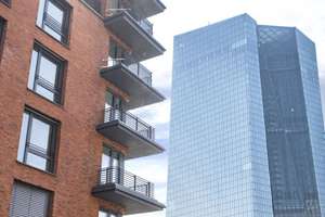 Frankfurt Ostend / Stilvoll möblierte 2-Zimmer Wohnung genüber der EZB /Stylishly Furnished 2-Room A – Die vollständige Adresse der Immobilie erhältst du vom Anbieter., 60314 Ostend, Frankfurt am Main – Vorschaubild 1