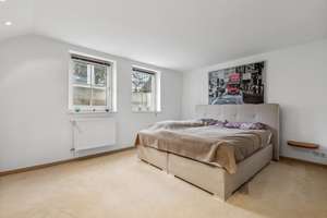 Weiße Stadtvilla für Eigennutzer mit Mieteinnahmen – Die vollständige Adresse der Immobilie erhältst du vom Anbieter., 40231 Lierenfeld, Düsseldorf – Vorschaubild 15