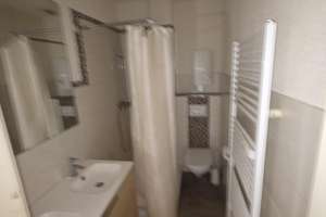 Schöne helle 2 Zimmerwohnung mit Stuckdecken – Karolingerstr. 7, 46117 Beeck, Duisburg – Vorschaubild 4