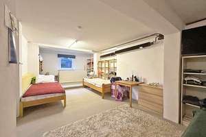 Property thumbnail 12