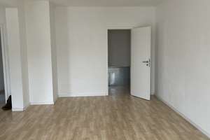 Fast wie ein eigenes Haus, großzügige Maisonette mit 5 Zimmern und ca. 140 m² – 33129 Delbrück – Vorschaubild 3