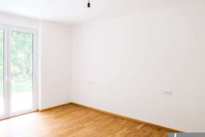 Barrierefreie 2-Zimmer Erdgeschoss-Wohnung mit Terrasse ab 55 Jahren – Lehnleitenweg 16, 97074 Frauenland, Würzburg – Vorschaubild 2