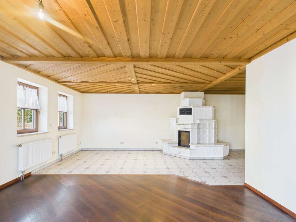 Immobilie in Stegaurach - Wohntraum auf mehreren Ebenen mit Garten und Grillplatz - Bild 4