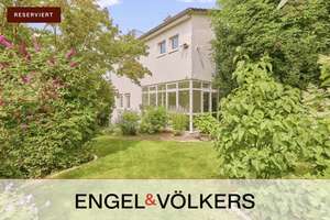 Traumhaftes Zweifamilienhaus mit Pool und Gartenparadies in bester Lage! – Die vollständige Adresse der Immobilie erhältst du vom Anbieter., 64372 Ober-Ramstadt – Vorschaubild 1