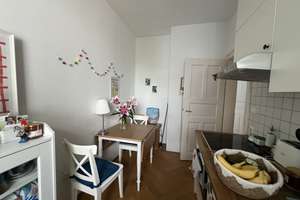 Beste Lage am Englischen Garten: bezaubernde Wohnung mit zwei Zimmern – Kaulbachstraße 88, 80802 Schwabing-Ost, München – Vorschaubild 2